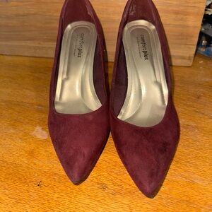 Comfort Plus by Predictions Maroon Heels